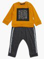 Комплект для мальчика: лонгслив, штанишки и болоньевый жилет на синтепоне, цвет: черный