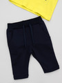 Комплект для мальчика: футболка и шорты, цвет: желтый