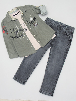 Комплект для мальчика: футболка,рубашка и джинсы